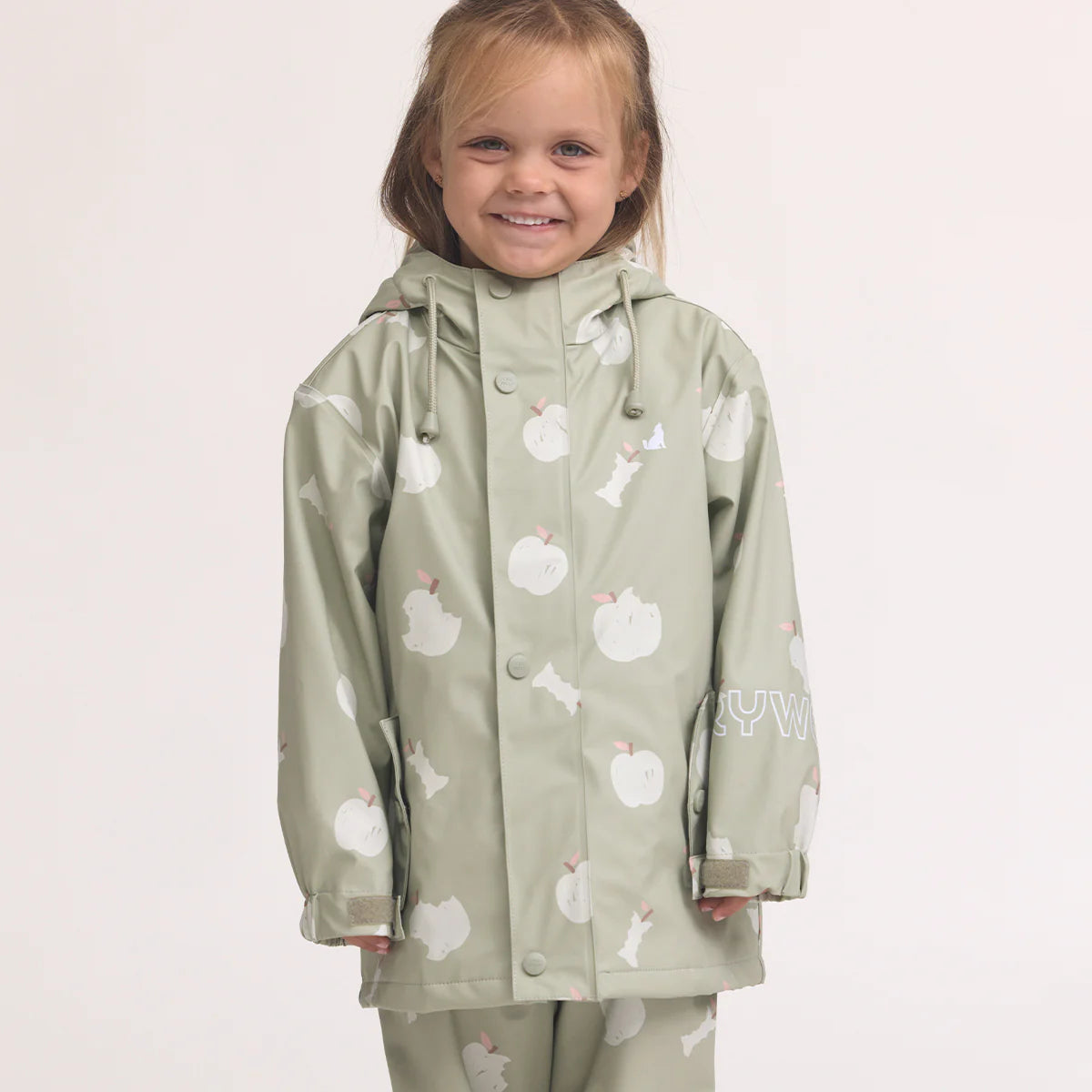 Crywolf Apple Grove kids jacket zip front detail